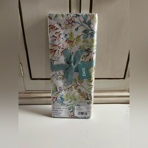 New Tag Table Runner “Meadow”  Floral blue & green against white Spring Summer